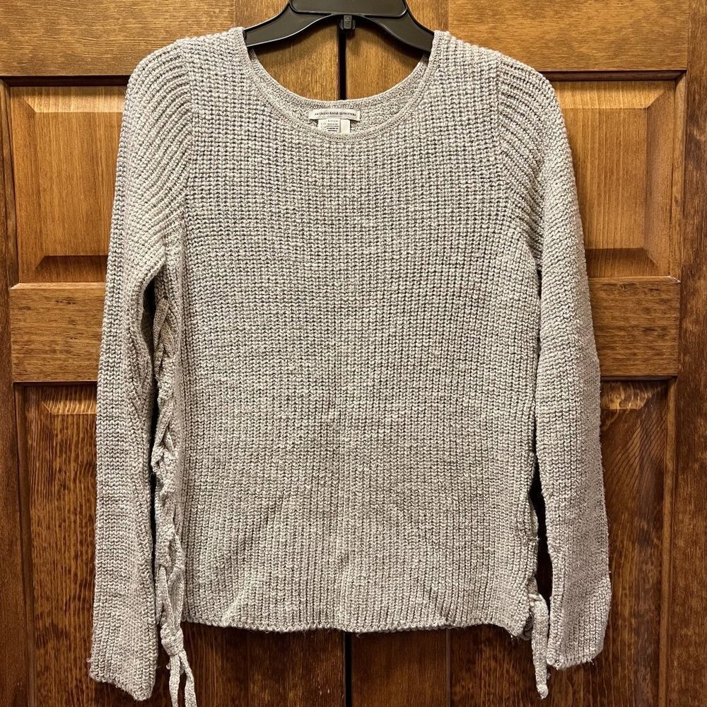 American Eagle Outfitters Sweater Lace-up Sz S EUC $5 ADD ON with $15+ Bundle‎